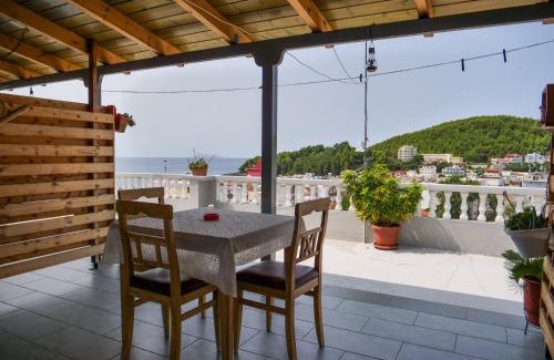 Himare Apartment | Sea Breeze Rooms