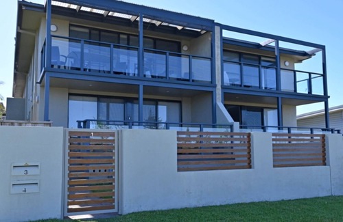 Old Bar Apartment | Sea Breeze, TOP NOTCH
