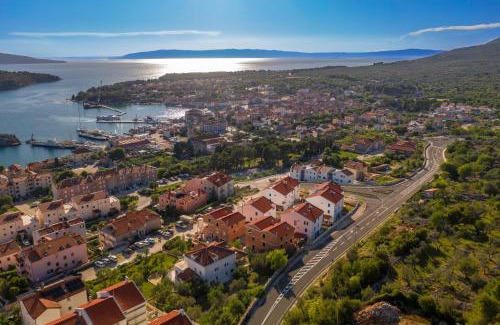 Cres Apartment | Sea&City View Luxury Apartment