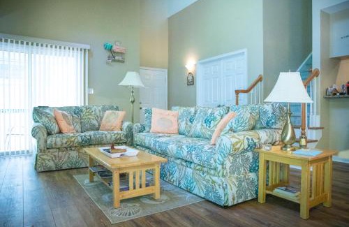 Bethany Beach Apartment | Sea Colony Pine Lake II