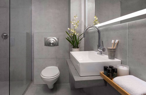 Tel Aviv Promenade Hotel | Sea Executive Suites