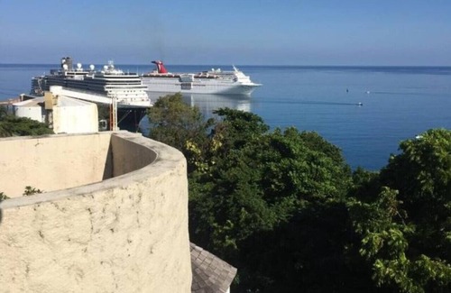 Ocho Rios Apartment | Sea Gazer @ Columbus Heights