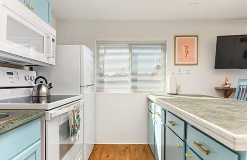 Rockaway Beach House | Sea Haven Motel Unit 7