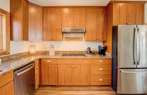 Kitty Hawk House | Sea La Vie | 3,800 ft to the beach | Private Pool and Hot Tub