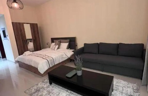 Al Hamra Village Apartment | Sea La View Family Home