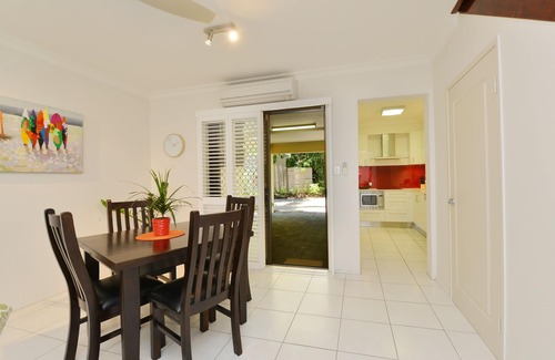 Port Douglas Villa | Sea la Villa Port Douglas