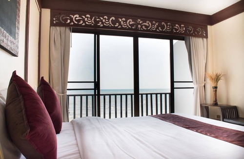 Hua Hin Resort | Sea Memories White Sand Beach Hotel