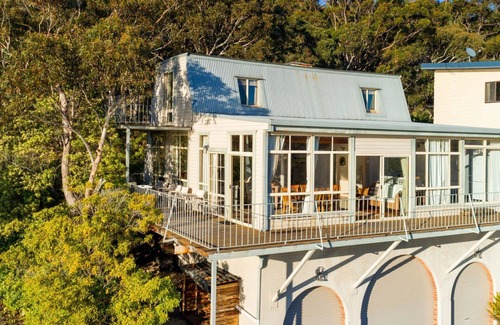 Hyams Beach House | Sea Point at Hyams Beach