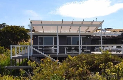 Emu Bay House | Sea's The Day - Emu Bay Kangaroo Island