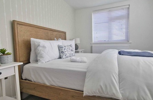 Whitstable Apartment | Sea Side Apartment Close To Town