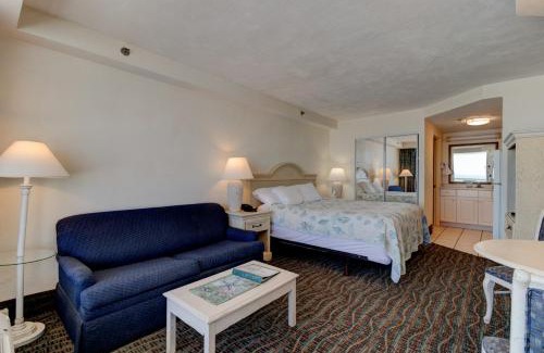 Ortona Park Apartment | Sea Swept Ocean Front Studio
