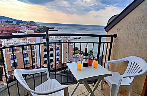 Yurta Apartment | Sea Viev apartment in Grand Hotel