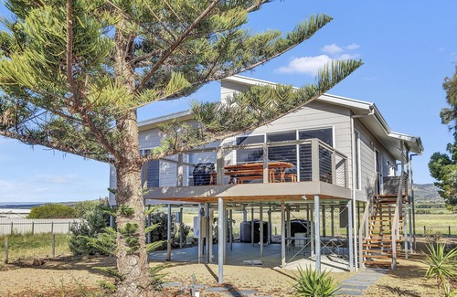 Silver Sands House | Sea View at Silver Sands - Sitting Pretty with Sea, Hills and Washpool Views