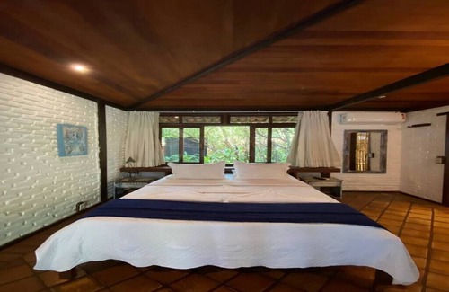 Pipa Ski Chalet | SEA VIEW CHALET MAR 2