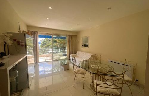 Pointe Croisette Apartment | Sea view Croisette
