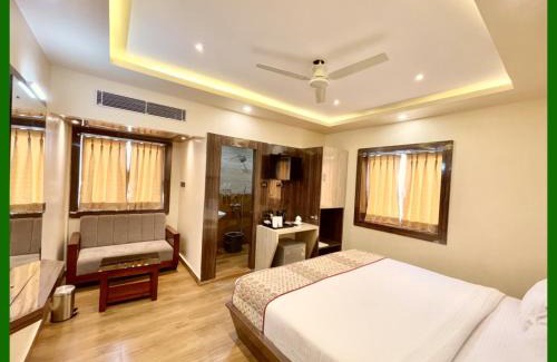 Haridwar Hotel | SEA VIEW from ROOFTOP - LUXURY HOTEL AOL ! PURI
