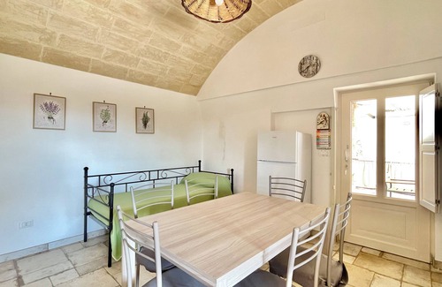 Marina di Felloniche House | Sea view trullo with Jacuzzi in Marina di Felloniche