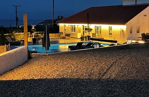 Aldborough Villa | Sea View Manor, sea views , Heated pool, hot tub, overlooking blue flag beach