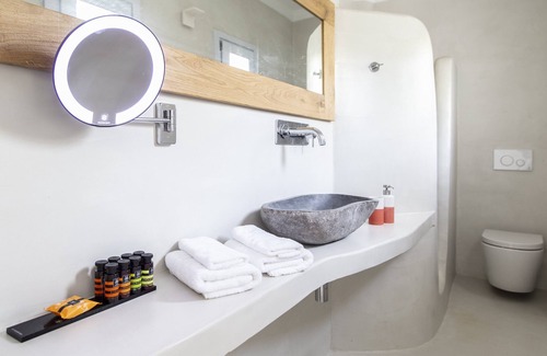 Santa Maria Apartment | Sea View Suite with Private Pool | The SAND Collection Villas & Suites