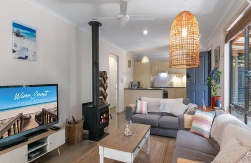 Port Willunga House | Sea-Vine Hideaway by Wine Coast Holiday Rentals