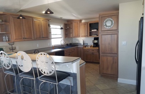Seabrook Apartment | Seabrook Beach MULTIWEEK/LAST MINUTE DISCOUNTS winter rental 12/1-6/15