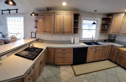 Seabrook Apartment | Seabrook Beach MULTIWEEK/LAST MINUTE DISCOUNTS winter rental 12/1-6/15