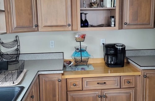 Seabrook Apartment | Seabrook Beach MULTIWEEK/LAST MINUTE DISCOUNTS winter rental 12/1-6/15