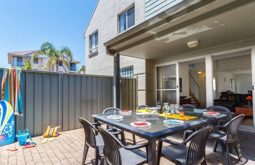 Hawks Nest House | Seachange Townhouse 4