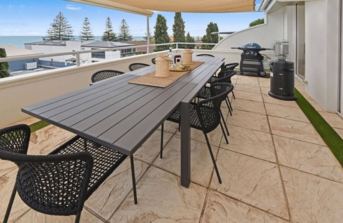 Seacliff House | Seacliff Beach Retreat; Lux, Modern, Seaviews, 3BR