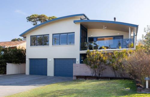 Mollymook Beach House | SeaClusion