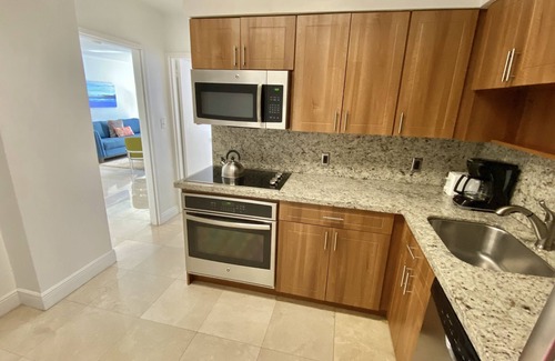 Mid Beach Apartment | Seacoast by Miami Ambassadors