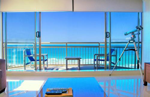 Surfers Paradise Apartment | Seacrest Beachfront Apartments Gold Coast