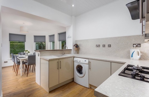 Ayr House | Seafield House - Donnini Apartments