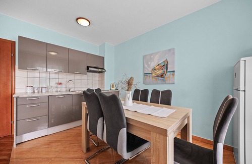 Suha Punta Apartment | Seafront Apt for Family Vacation - Neda Ruzmarin