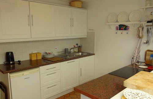 New Romney House | Seafront Family House With Direct Access to the Beach and Dunes