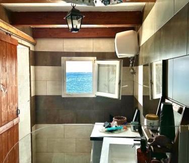Telde Apartment | Seafront House in Tufia
