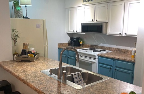 Crane Hill House | Seagrove 30A 2 bedroom plus bunks easy beach access -4 bikes