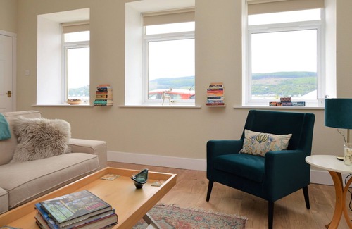 Kilmun Apartment | Sealladh Na Mara, waterfront, picturesque