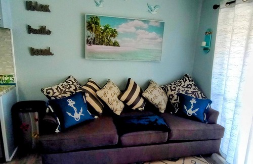 Galveston Condo | 🏝️Seas the last days of summer!🐙 Your Cozy Coastal Retreat Awaits!🏖️