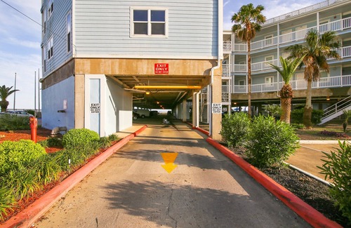 Galveston Condo | Seascape 2110 2 Bedroom Condo by RedAwning