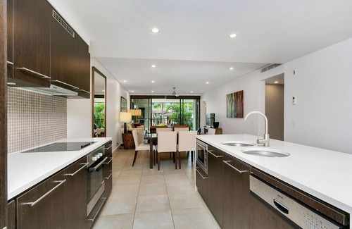 Port Douglas House | Seascape Holidays at Seascape Temple