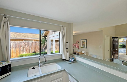 Miramar Beach Villa | Seascape Tennis Villa "PipeDream" walking distance to Beach!