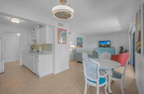 Miramar Beach House | Seascape Villa - 33B