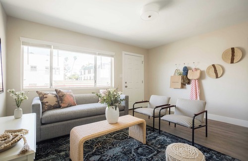 Village of La Jolla Condo | Seashore VI by Avantstay Cozy La Jolla Flat 5mins From the Beach!