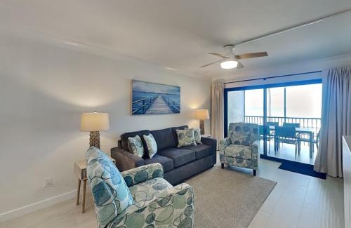 Mid Island Apartment | Seaside 107