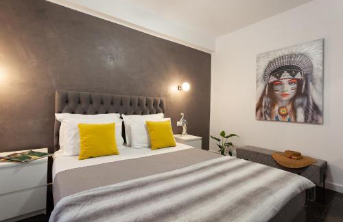 Palaio Faliro Apartment | Seaside Apartment by Flisvos Marina