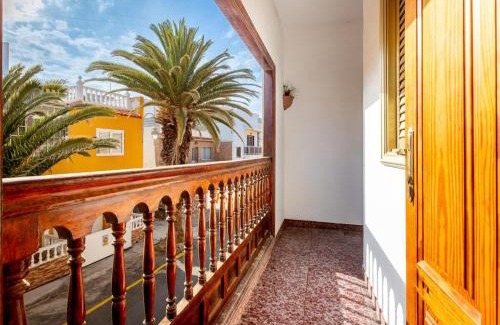 Los Gavilanes Apartment | Seaside Arico, Calle la Caleta