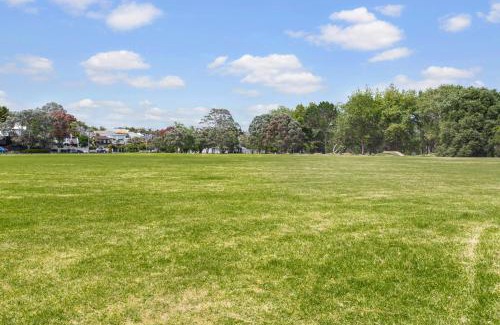 Narrow Neck Apartment | Seaside Escape is close to the beach