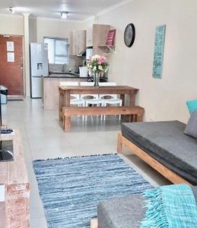 Winklespruit Apartment | Seaside Getaway