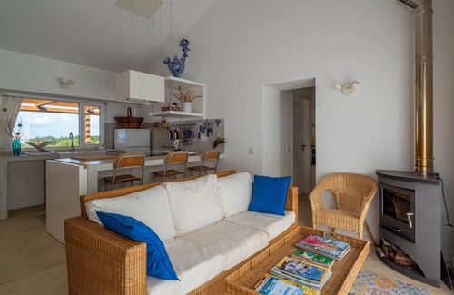 Zambujeira do Mar House | Seaside guest house. Carvalhal Beach